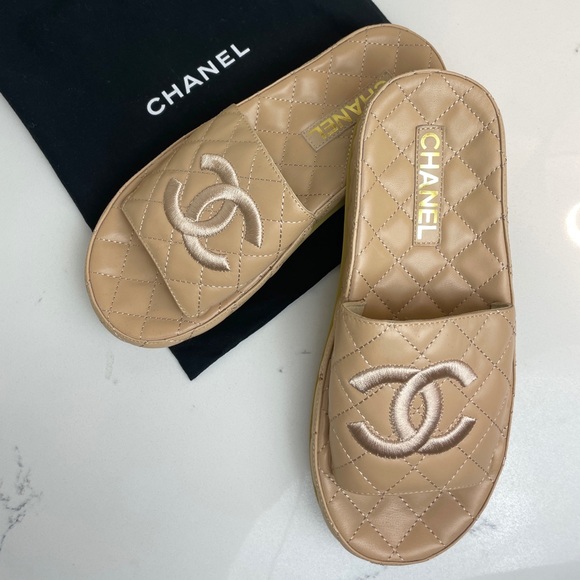 CHANEL Shoes - New beautiful Chanel slippers